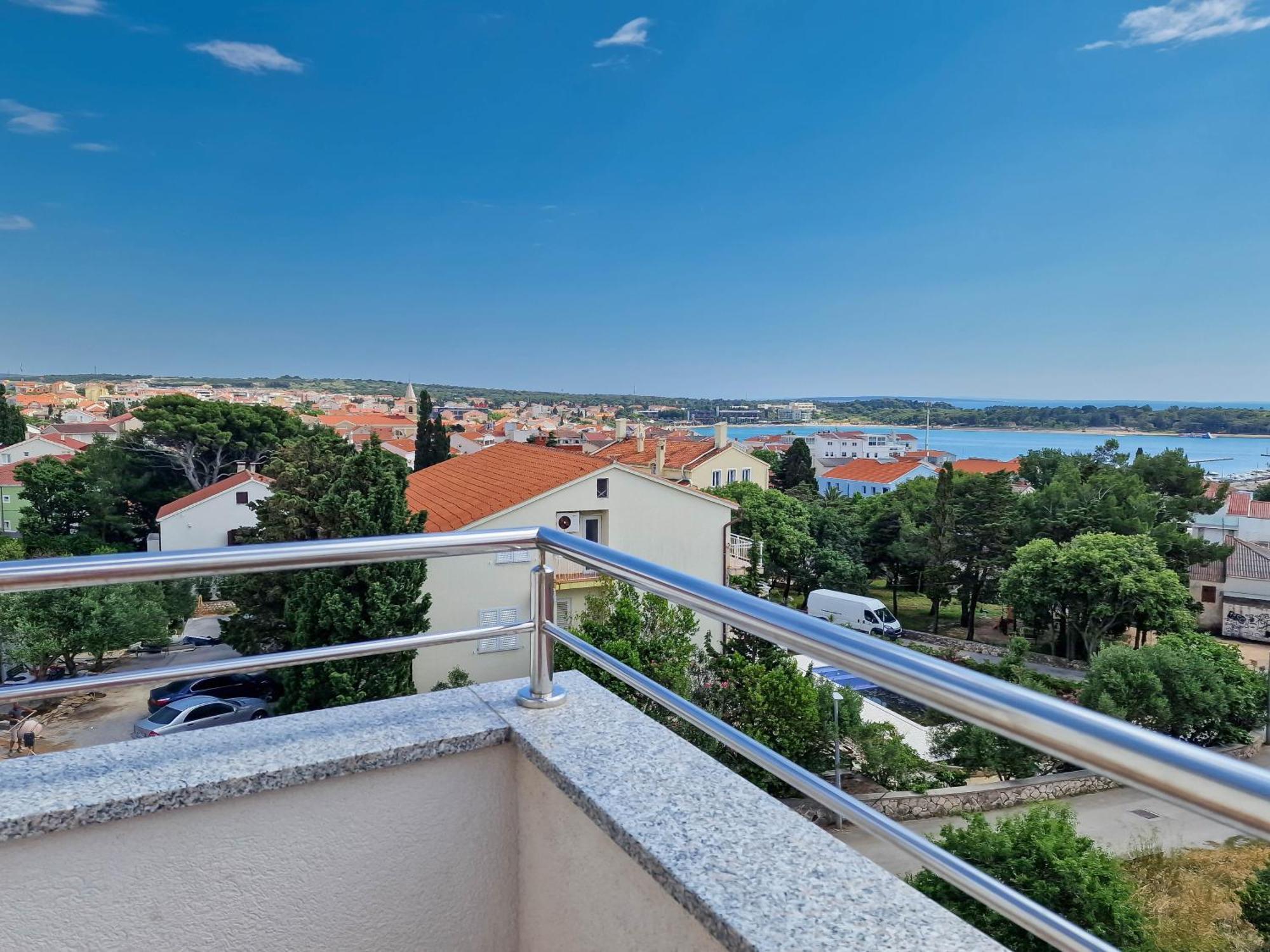 Апартаменти Avada Premium Новаля Екстер'єр фото